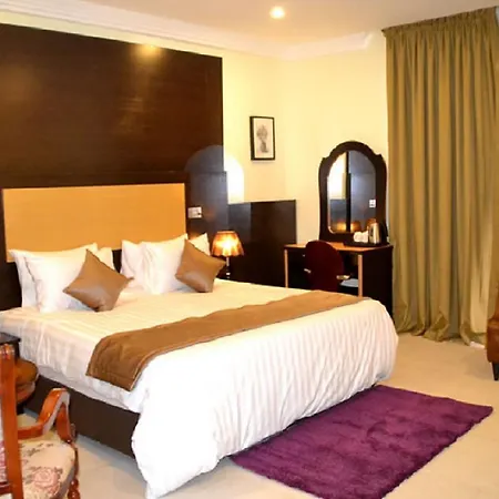 Hotel Warri Wetland 3*